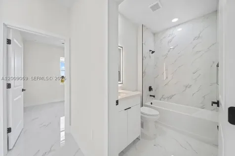 103 Diplomat Parkway E Cape Coral FL 33909