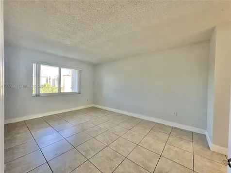 7860 Camino Real Miami FL 33143
