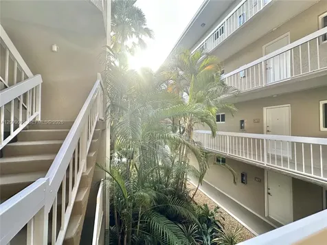 7860 Camino Real Miami FL 33143