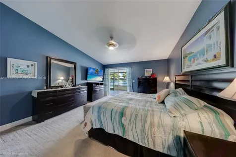 2395 SE 7th Place Homestead FL 33033