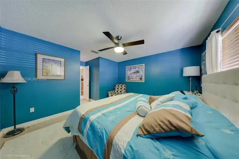 2395 SE 7th Place Homestead FL 33033