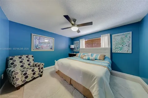 2395 SE 7th Place Homestead FL 33033