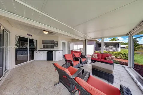 2395 SE 7th Place Homestead FL 33033