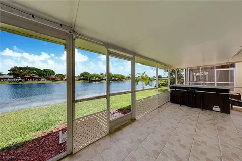 2395 SE 7th Place Homestead FL 33033