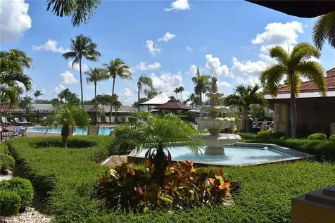 2395 SE 7th Place Homestead FL 33033