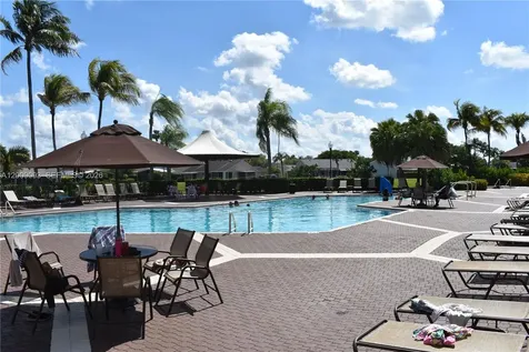 2395 SE 7th Place Homestead FL 33033