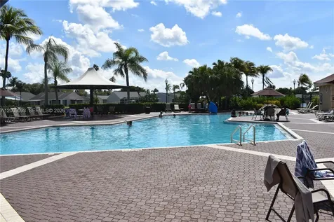 2395 SE 7th Place Homestead FL 33033