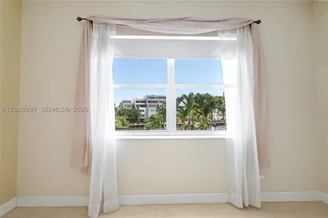 400 Kings Point Drive Sunny Isles Beach FL 33160