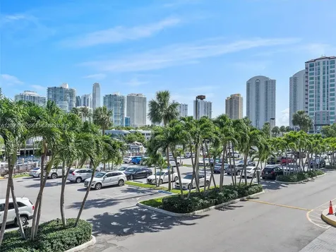 400 Kings Point Drive Sunny Isles Beach FL 33160