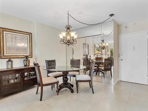 400 Kings Point Drive Sunny Isles Beach FL 33160