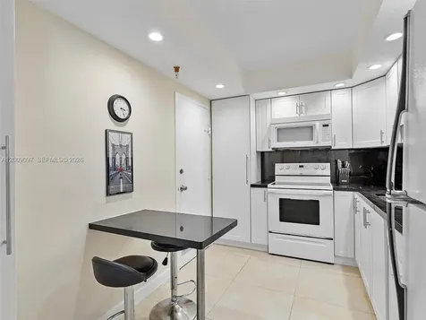 400 Kings Point Drive Sunny Isles Beach FL 33160