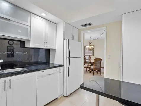 400 Kings Point Drive Sunny Isles Beach FL 33160