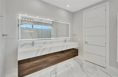 1223 SW 12th Court Miami FL 33135