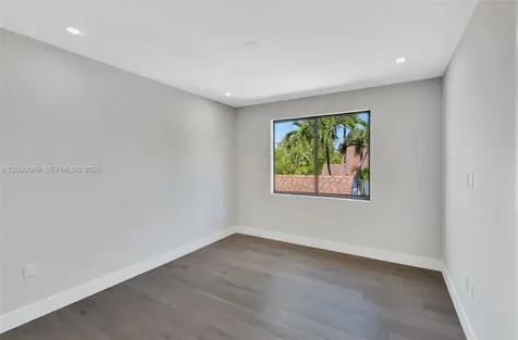 1223 SW 12th Court Miami FL 33135