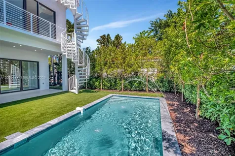 1223 SW 12th Court Miami FL 33135