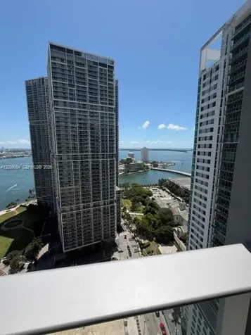 77 SE 5th Street Miami FL 33131