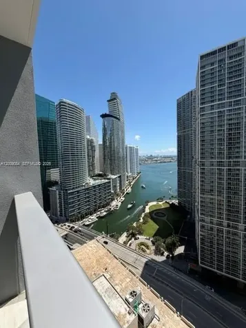 77 SE 5th Street Miami FL 33131