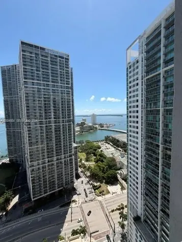 77 SE 5th Street Miami FL 33131