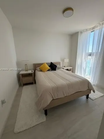 77 SE 5th Street Miami FL 33131