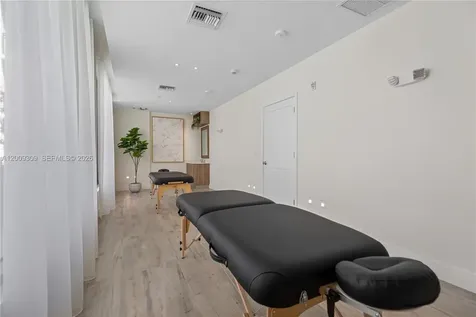 4 N Federal Highway Dania Beach FL 33004