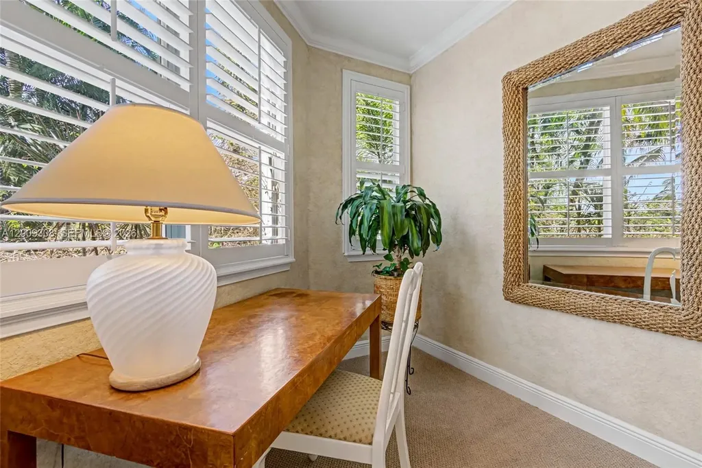 417 Hendricks Isle Fort Lauderdale FL 33301