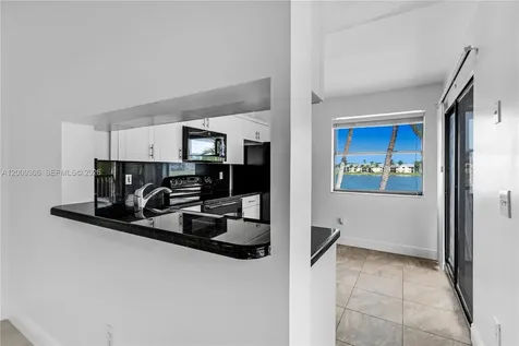 1403 S Liberty Avenue Homestead FL 33034