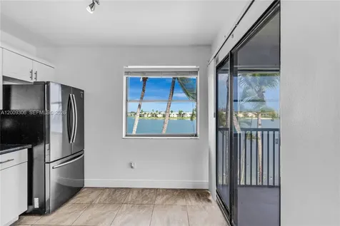 1403 S Liberty Avenue Homestead FL 33034