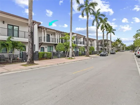 8382 NW 51st Terrace Doral FL 33166