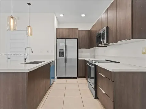 8382 NW 51st Terrace Doral FL 33166
