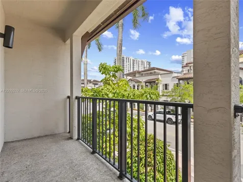 8382 NW 51st Terrace Doral FL 33166