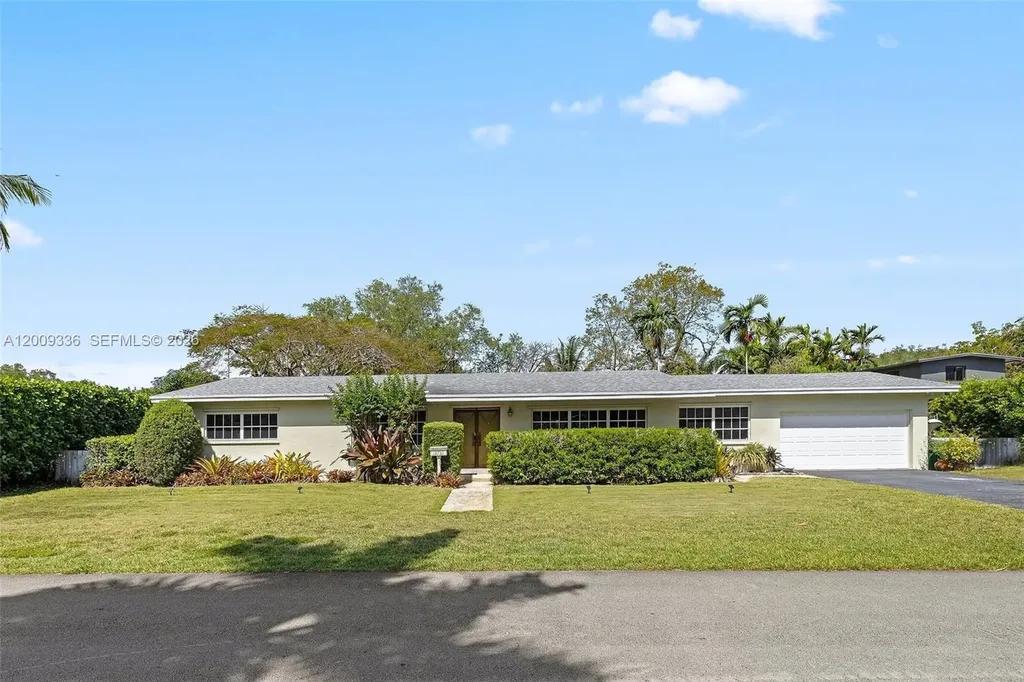 13730 SW 75th Avenue Palmetto Bay FL 33158