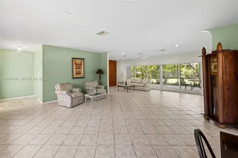 13730 SW 75th Avenue Palmetto Bay FL 33158