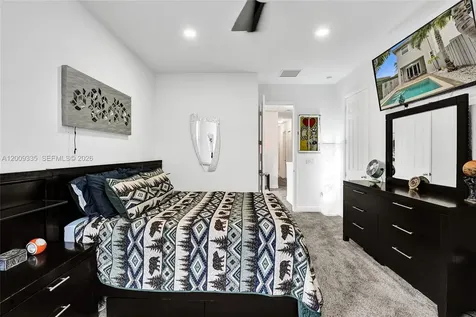 1118 NE 1st Avenue Fort Lauderdale FL 33304