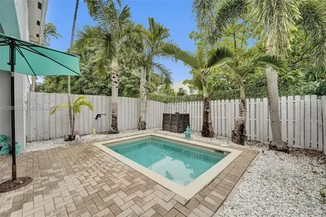 1118 NE 1st Avenue Fort Lauderdale FL 33304