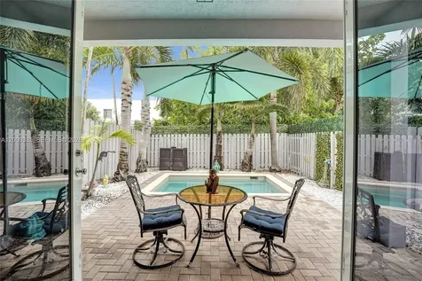 1118 NE 1st Avenue Fort Lauderdale FL 33304