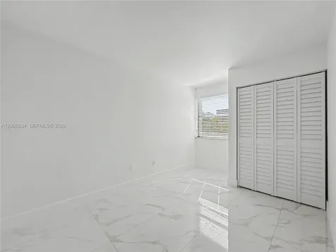 10010 NW 9th Street Circle Miami FL 33172