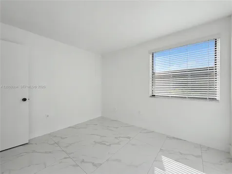 10010 NW 9th Street Circle Miami FL 33172