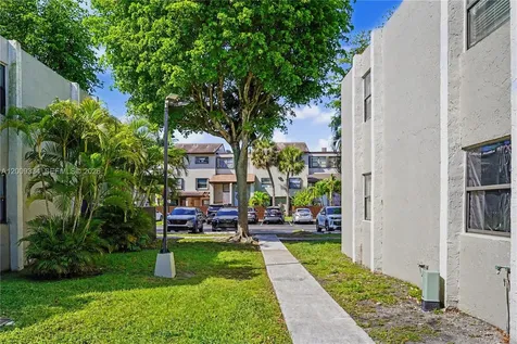 10010 NW 9th Street Circle Miami FL 33172