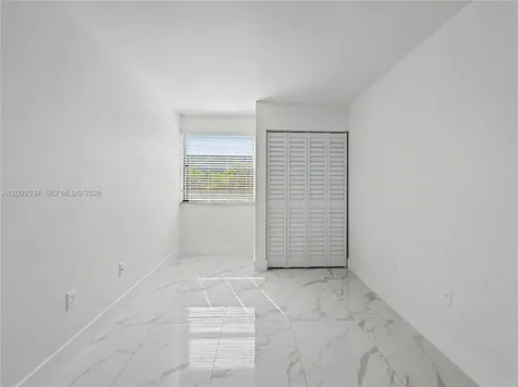 10010 NW 9th Street Circle Miami FL 33172