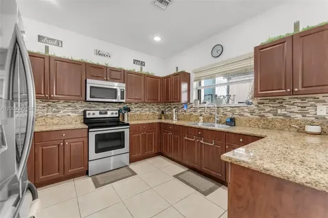 216 NE 36th Terrace Homestead FL 33033