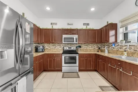 216 NE 36th Terrace Homestead FL 33033