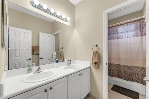 216 NE 36th Terrace Homestead FL 33033