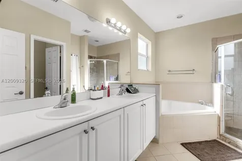 216 NE 36th Terrace Homestead FL 33033