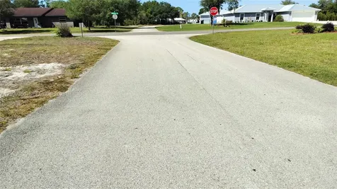 3057 Lake June Blvd.` Lake Placid FL 33852