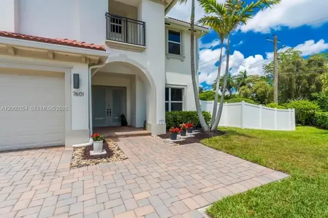 7601 Cavalia Drive Davie FL 33328