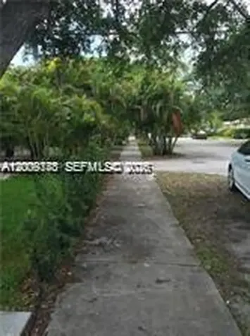 190 NE 90th Street El Portal FL 33138