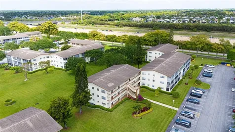 48 Mansfield B Boca Raton FL 33434