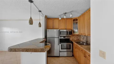 48 Mansfield B Boca Raton FL 33434