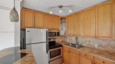 48 Mansfield B Boca Raton FL 33434