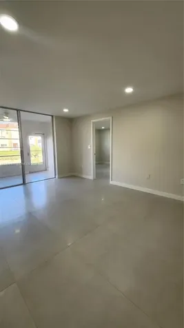 2711 N Pine Island Road Sunrise FL 33322
